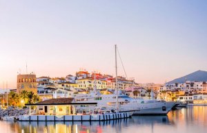 12 x 3.75 Metro Ormeggio Puerto Banus Porto Turistico In Vendita