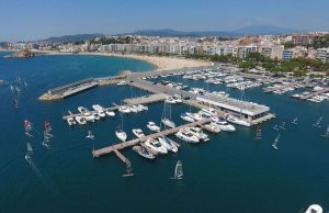 8 x 3 Metro Ormeggio Club de Vela Blanes Porto Turistico In Vendita