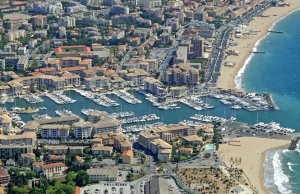 5.5 x 2.2 Metro Ormeggio Port De Frejus Porto Turistico In Vendita