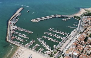 10 x 3.75 Metro Ormeggio Cambrils Porto Turistico In Vendita