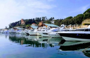 Porto Turistico Arina Di Chivari Calata Ovest