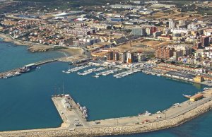 5 x 2 Metro Ormeggio Club Nautico Vinaros Porto Turistico In Vendita