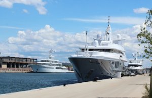 24 x 10 Metro Ormeggio Sete Superyacht Porto Turistico In Vendita