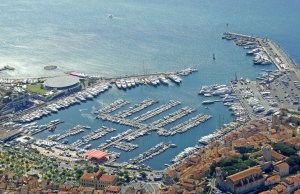 10 x 4 Metro Ormeggio Le Vieux - Port De Cannes Porto Turistico In Vendita