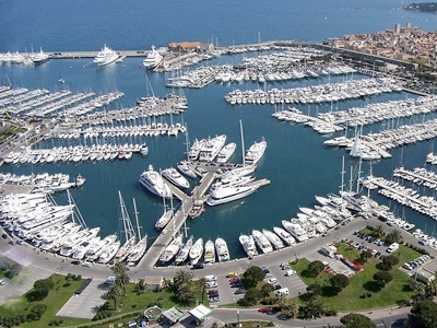 Club Nautico Punta Umbria Porto turistico - Ormeggi e posti barca