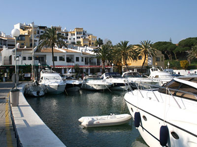 Cabopino Porto turistico - Ormeggi e posti barca