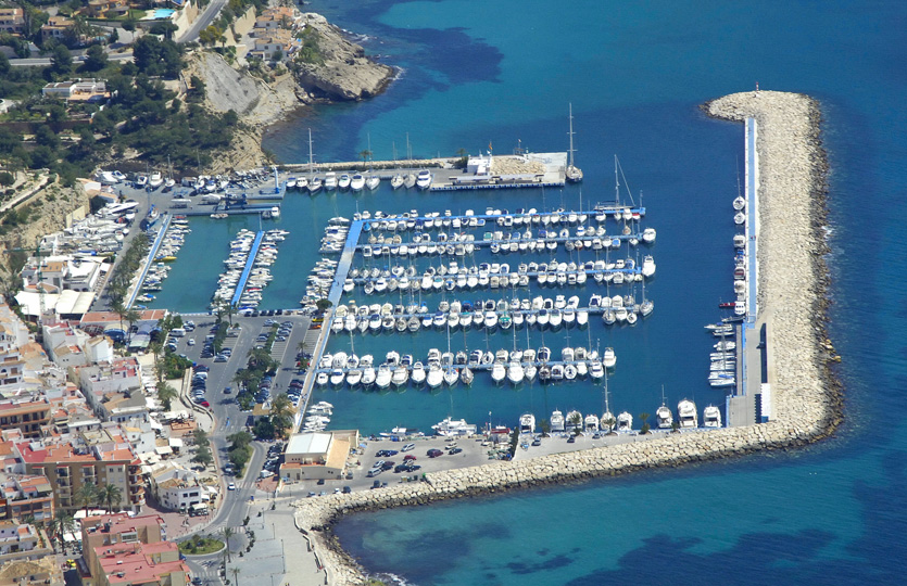 Club Nautico Moraira Porto turistico - Ormeggi e posti barca