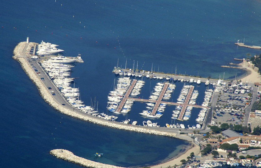 Port Gallice Porto turistico - Ormeggi e posti barca