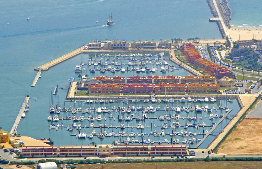 Porto turistico de Portimao - Ormeggi e posti barca